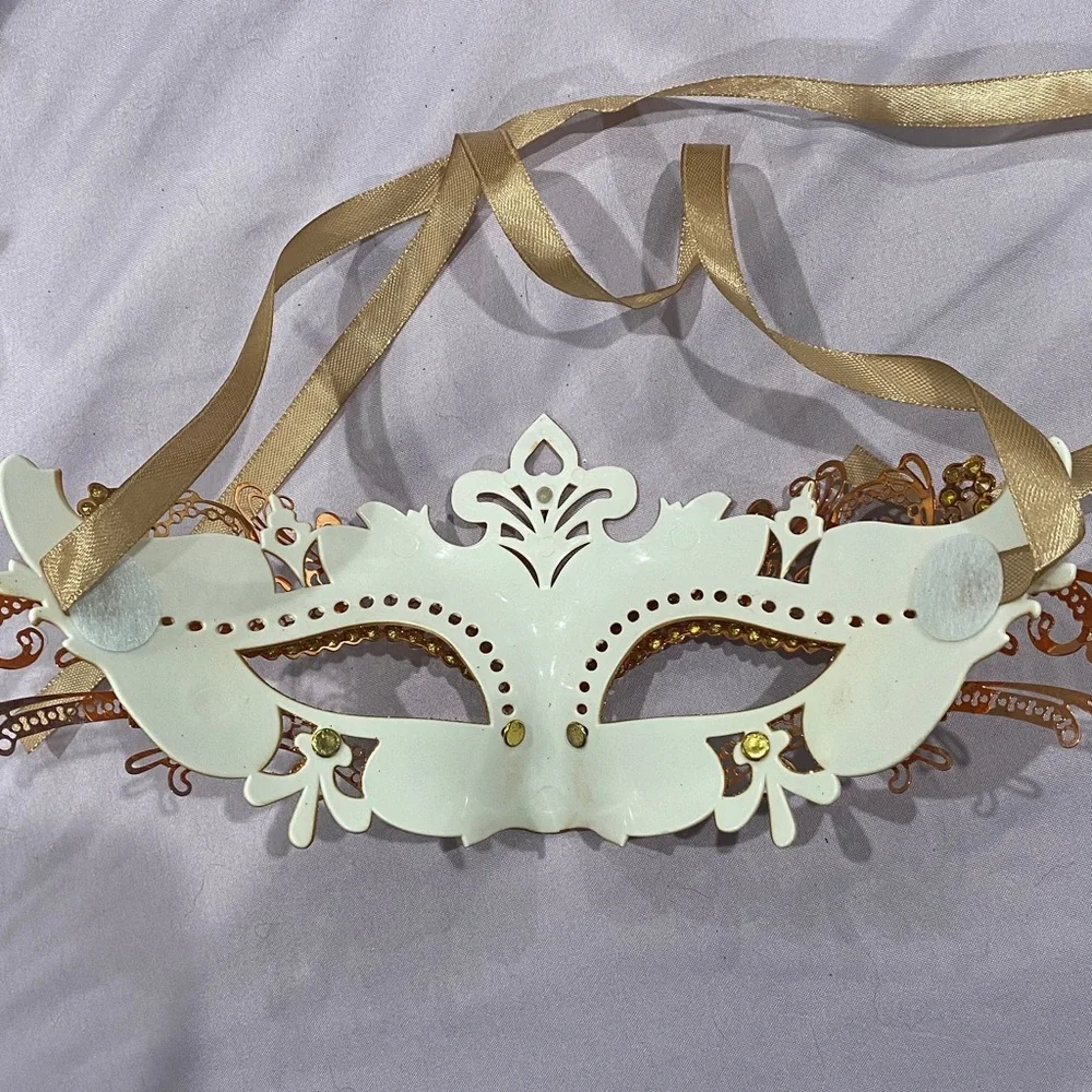 Gold Filigree Masquerade Mask with Ribbon
